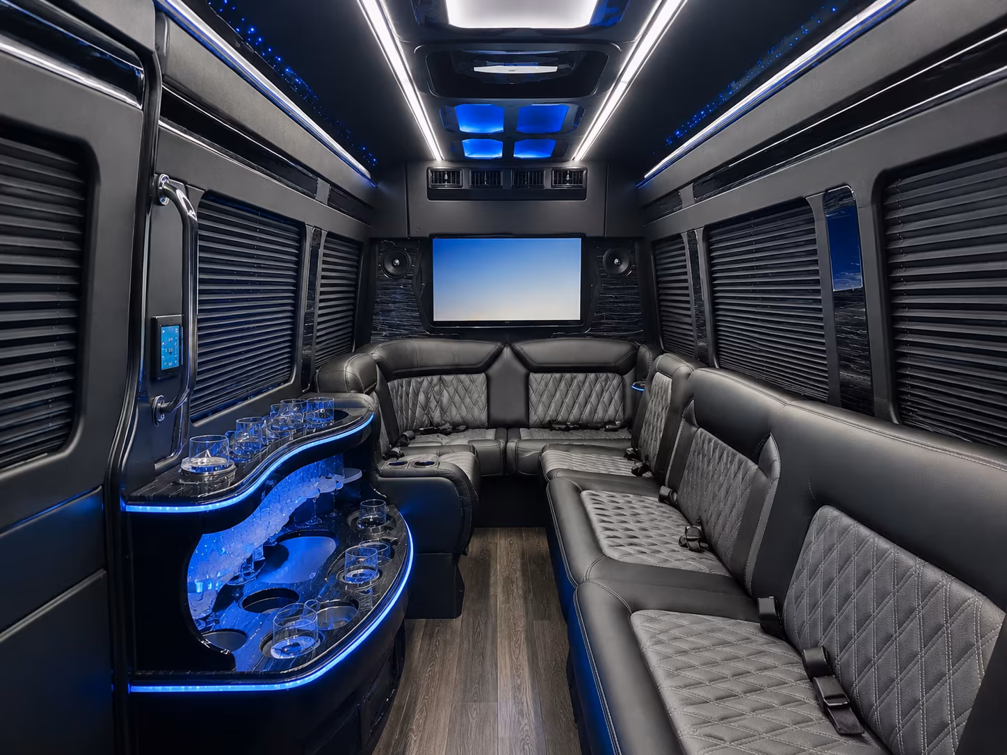 corporate group transfers to and from sea paine field and beyond