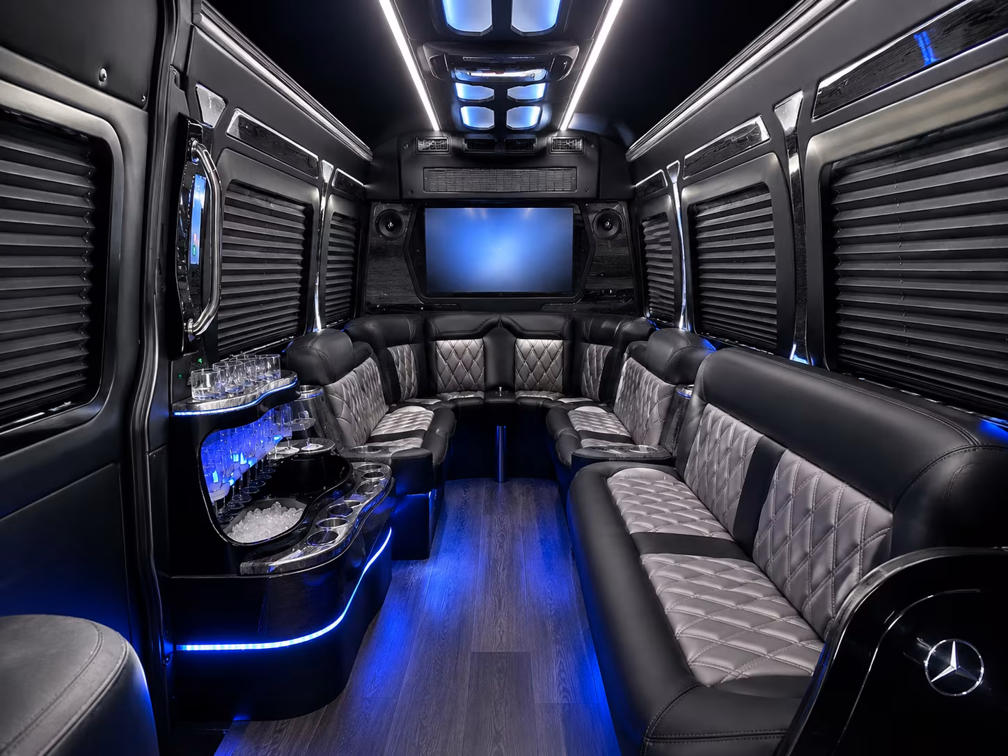 hotel to airport shuttle runs across downtown seattle and south king county