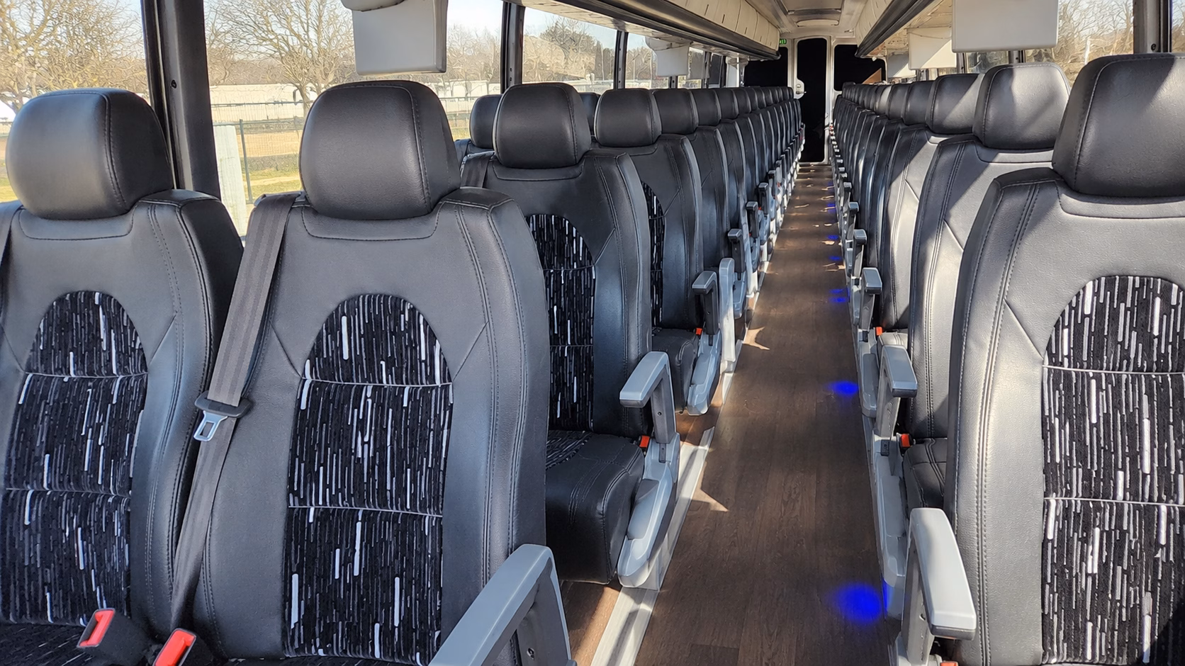 seattle charter bus rentals for jblm personnel transfers