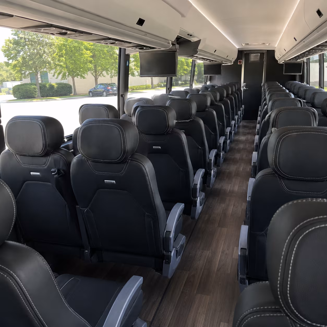 seattle charter buses for corporate winery tours and retreats