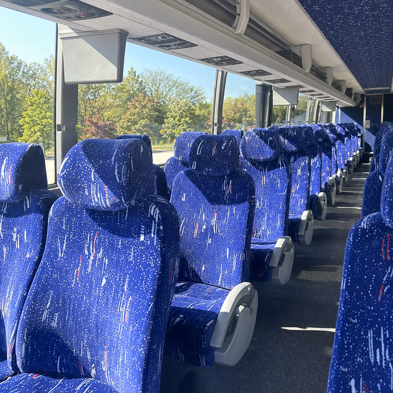 seattle kraken charter bus rentals to climate pledge arena