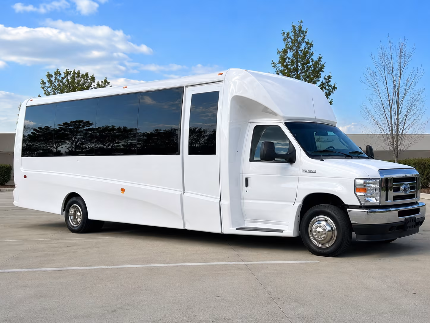 seattle minibus rentals for youth groups and mission trips