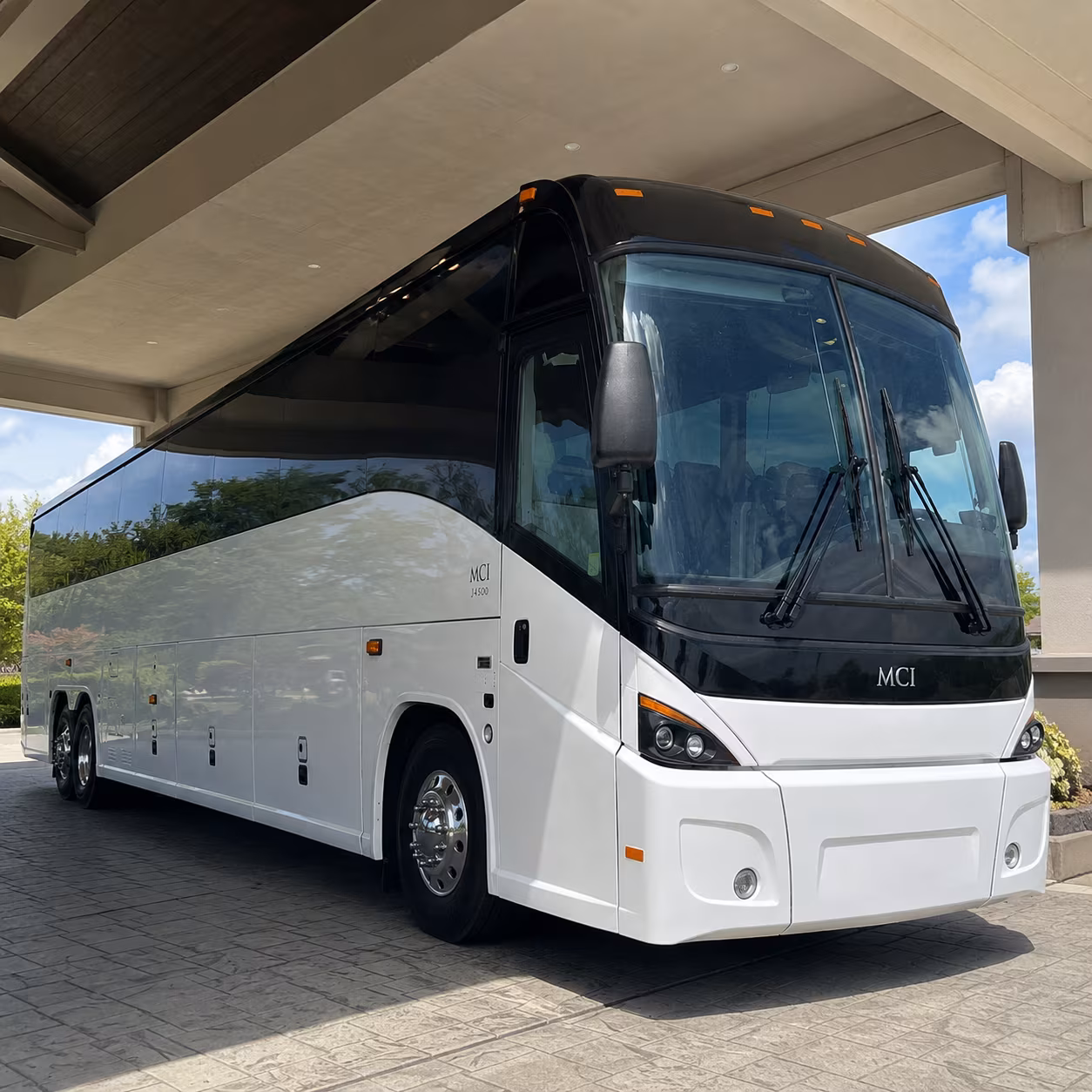 seattle shuttle buses to naval station everett and nas whidbey