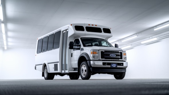 20 passenger minibus kent