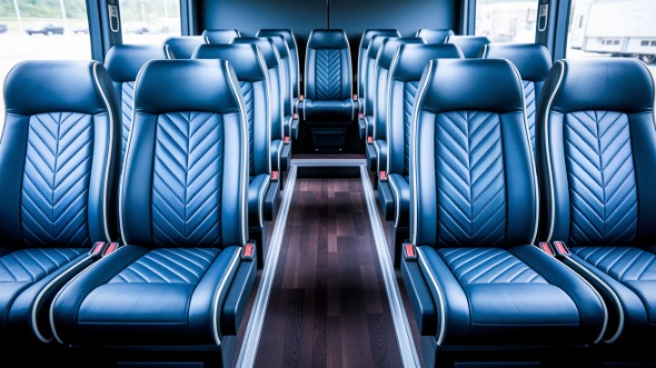 seattle 20 passenger minibus rental